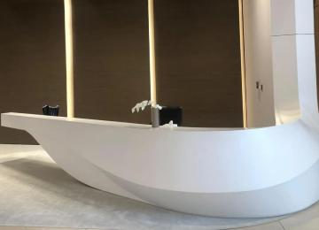 Do que é feito a superfície da dupont corian e onde pode ser usado?